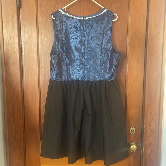 Gothic Renaissance Black Blue Top Skirt Princess XL NWOT - Picture 5 of 8